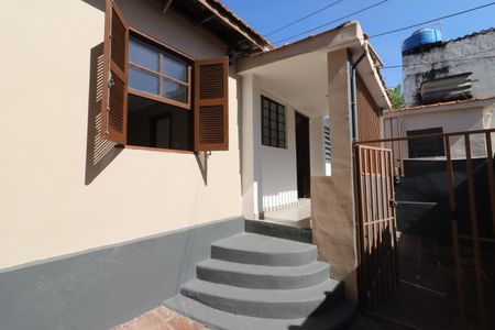 Casa à venda com 245m², 3 quartos e 2 vagasQuintal