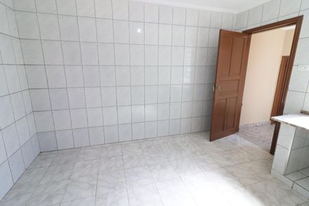 Casa à venda com 245m², 3 quartos e 2 vagasCozinha 2