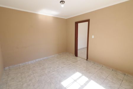 Casa à venda com 245m², 3 quartos e 2 vagasQuarto 3