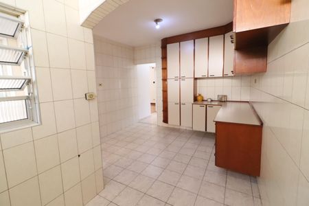 Casa à venda com 245m², 3 quartos e 2 vagasCozinha