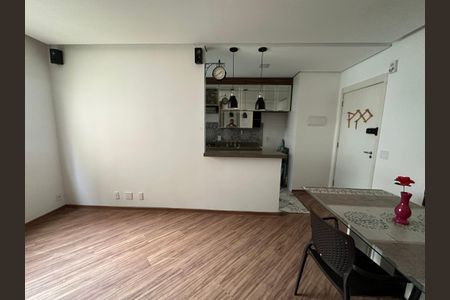 Sala de apartamento para alugar com 2 quartos, 51m² em Centro, Barueri