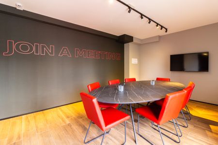 Apartamento para alugar com 34m², 1 quarto e sem vaga Apartamento para alugar com 34m², 1 quarto e sem vagaÁrea comum - Sala de reuniões