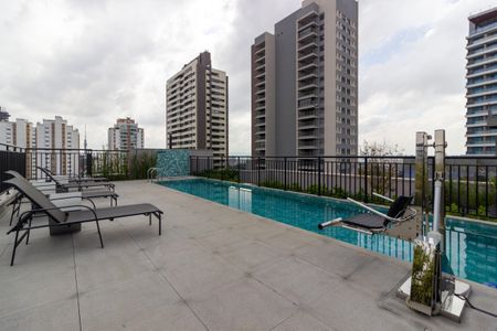 Apartamento para alugar com 34m², 1 quarto e sem vaga Apartamento para alugar com 34m², 1 quarto e sem vagaÁrea comum - Piscina