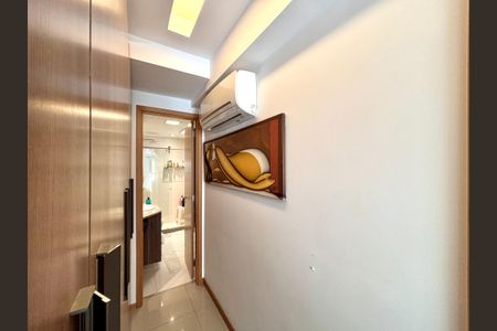 Apartamento à venda com 153m², 3 quartos e 2 vagasSuíte