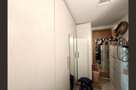 Apartamento à venda com 153m², 3 quartos e 2 vagasÁrea de serviço - suíte