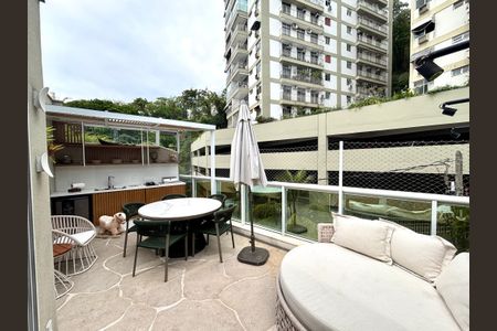 Apartamento à venda com 153m², 3 quartos e 2 vagasCobertura 