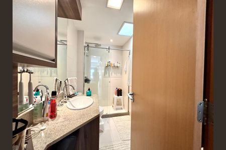 Apartamento à venda com 153m², 3 quartos e 2 vagasSuíte - banheiro