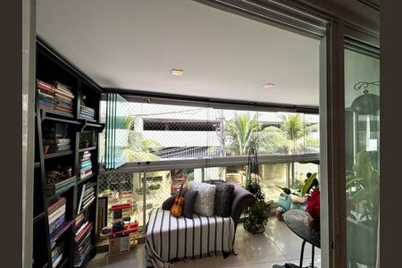 Apartamento à venda com 153m², 3 quartos e 2 vagasVaranda da Sala e do escritório