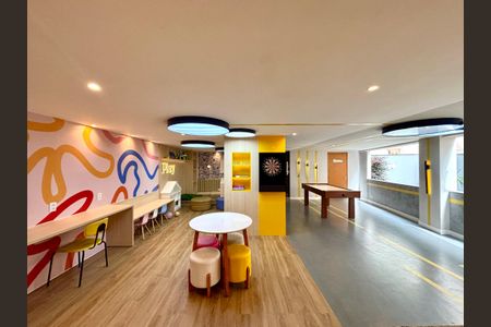 Apartamento à venda com 153m², 3 quartos e 2 vagasÁrea comum - playground