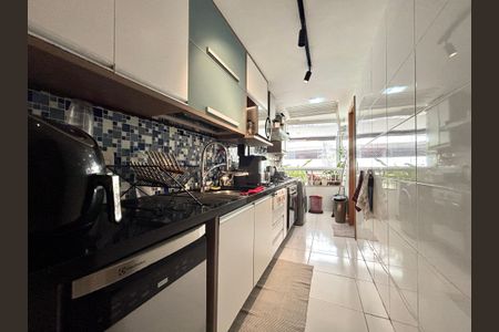 Apartamento à venda com 153m², 3 quartos e 2 vagasCozinha