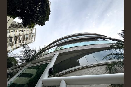 Apartamento à venda com 153m², 3 quartos e 2 vagasFachada