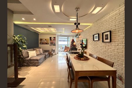 Apartamento à venda com 153m², 3 quartos e 2 vagasSala