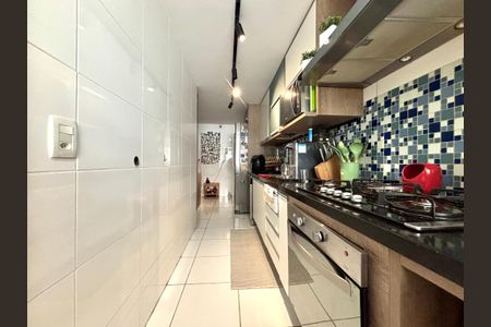 Apartamento à venda com 153m², 3 quartos e 2 vagasCozinha