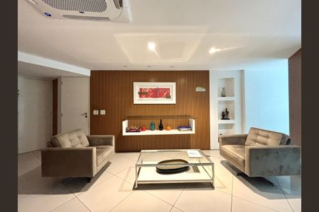 Apartamento à venda com 153m², 3 quartos e 2 vagasPortaria