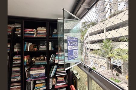 Apartamento à venda com 153m², 3 quartos e 2 vagasPlaca