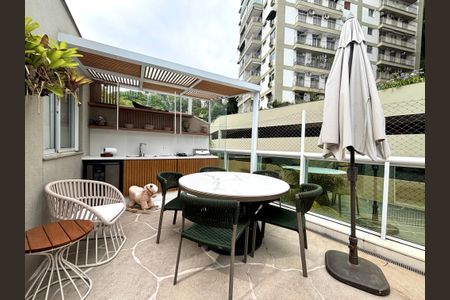 Apartamento à venda com 153m², 3 quartos e 2 vagasCobertura