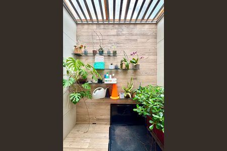 Apartamento à venda com 153m², 3 quartos e 2 vagasQuarto 1 - varanda