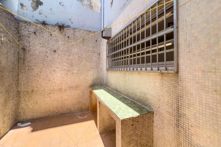 Casa à venda com 101m², 3 quartos e sem vagaQuintal e área de serviço 