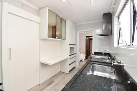 Apartamento para alugar com 143m², 3 quartos e 1 vagaCozinha