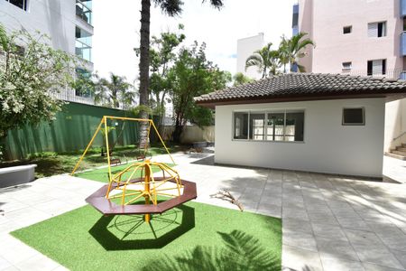Apartamento para alugar com 143m², 3 quartos e 1 vagaÁrea comum - Playground