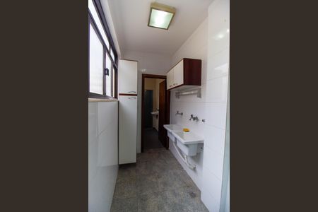 Apartamento para alugar com 114m², 4 quartos e 1 vaga