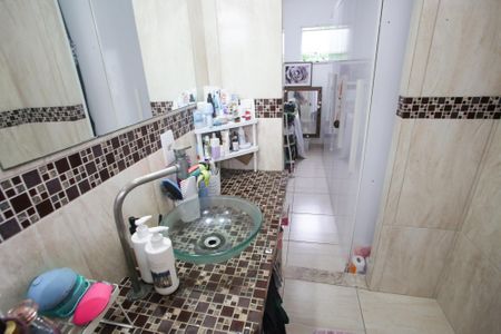 Casa para alugar com 200m², 3 quartos e sem vagaBanheiro da Suíte