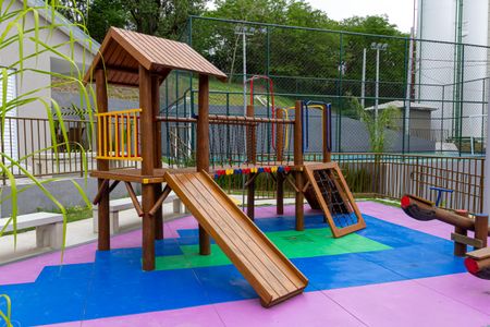 Apartamento para alugar com 49m², 2 quartos e 1 vaga Apartamento para alugar com 49m², 2 quartos e 1 vagaÁrea comum - Playground