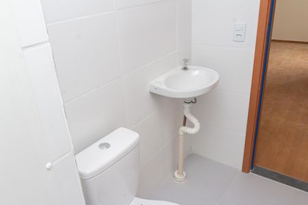 Apartamento para alugar com 49m², 2 quartos e 1 vaga Apartamento para alugar com 49m², 2 quartos e 1 vagaBanheiro