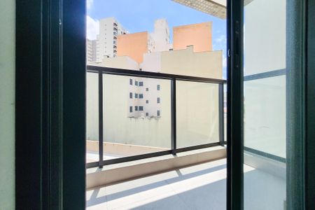Apartamento à venda com 84m², 2 quartos e 2 vagas Apartamento à venda com 84m², 2 quartos e 2 vagasVaranda da Suíte
