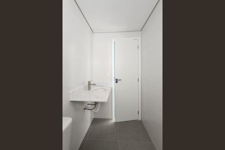 Apartamento à venda com 84m², 2 quartos e 2 vagas Apartamento à venda com 84m², 2 quartos e 2 vagasBanheiro da Suíte