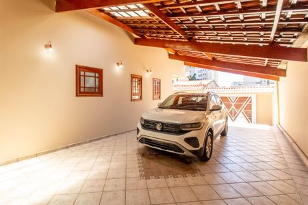 Casa à venda com 211m², 3 quartos e 4 vagasGaragem