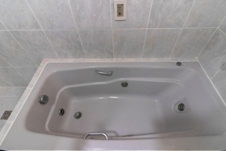 Casa à venda com 211m², 3 quartos e 4 vagasSuíte