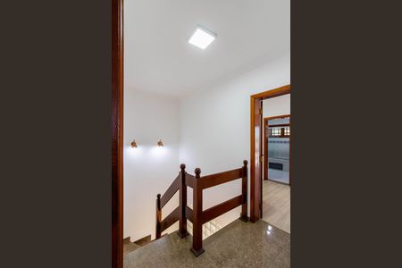 Casa à venda com 211m², 3 quartos e 4 vagasHall dos Quartos