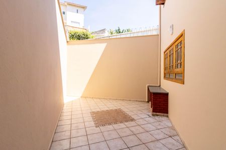 Casa à venda com 211m², 3 quartos e 4 vagasArea Externa