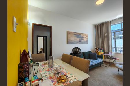 Sala de apartamento à venda com 2 quartos, 53m² em Maracanã, Rio de Janeiro