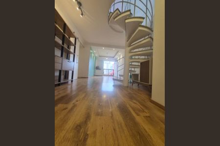 Apartamento à venda com 167m², 4 quartos e 3 vagasFoto 01