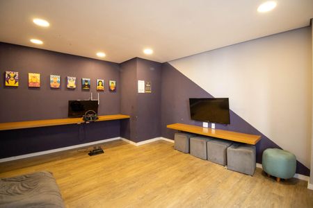 Apartamento à venda com 44m², 2 quartos e 1 vaga Apartamento à venda com 44m², 2 quartos e 1 vagaSala Gamer