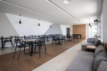 Apartamento à venda com 44m², 2 quartos e 1 vaga Apartamento à venda com 44m², 2 quartos e 1 vagaÁrea comum - Salão de festas