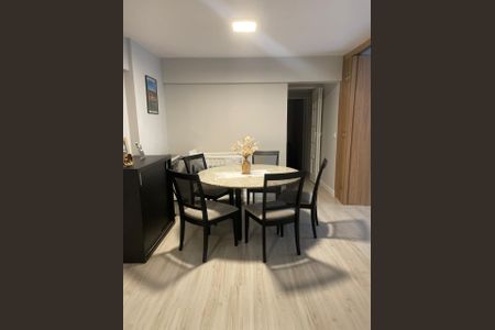 Sala de apartamento à venda com 2 quartos, 93m² em Vila Madalena, São Paulo