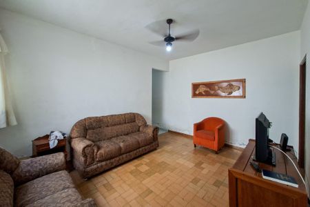 Casa para alugar com 200m², 2 quartos e 3 vagas Casa para alugar com 200m², 2 quartos e 3 vagasSala