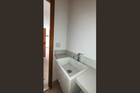 Apartamento à venda com 170m², 3 quartos e 3 vagas Apartamento à venda com 170m², 3 quartos e 3 vagasLavabo