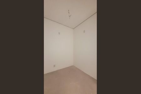 Apartamento à venda com 170m², 3 quartos e 3 vagas Apartamento à venda com 170m², 3 quartos e 3 vagasCloset Suite 1