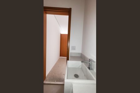 Apartamento à venda com 170m², 3 quartos e 3 vagas Apartamento à venda com 170m², 3 quartos e 3 vagasLavabo