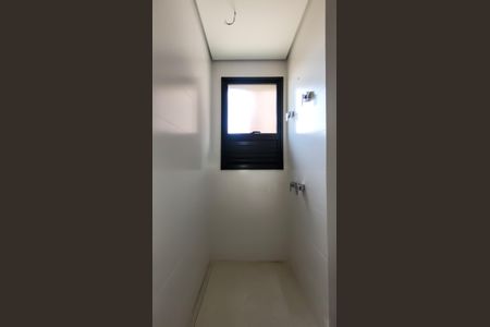 Apartamento à venda com 170m², 3 quartos e 3 vagas Apartamento à venda com 170m², 3 quartos e 3 vagasBanheiro Suite 2