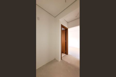 Apartamento à venda com 170m², 3 quartos e 3 vagas Apartamento à venda com 170m², 3 quartos e 3 vagasCloset Suite 1