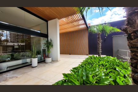 Apartamento à venda com 170m², 3 quartos e 3 vagas Apartamento à venda com 170m², 3 quartos e 3 vagasÁrea comum