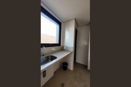 Apartamento à venda com 170m², 3 quartos e 3 vagas Apartamento à venda com 170m², 3 quartos e 3 vagasLavanderia