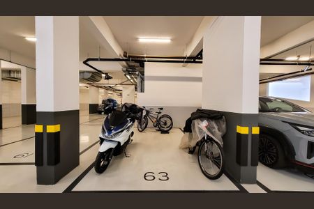 Apartamento à venda com 170m², 3 quartos e 3 vagas Apartamento à venda com 170m², 3 quartos e 3 vagasGaragem