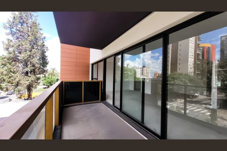 Apartamento à venda com 170m², 3 quartos e 3 vagas Apartamento à venda com 170m², 3 quartos e 3 vagasVaranda Sala