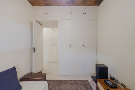 Apartamento à venda com 65m², 3 quartos e 1 vagaQuarto 2